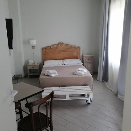 " Domus Coralla" Bnb Racconti Di Viaggio คาตาเนีย ภายนอก รูปภาพ
