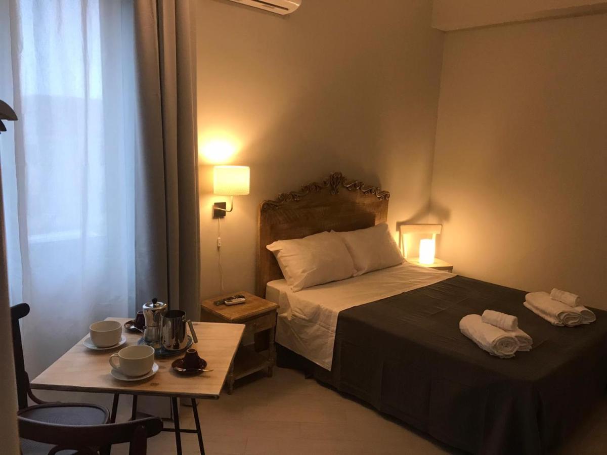 " Domus Coralla" Bnb Racconti Di Viaggio คาตาเนีย ภายนอก รูปภาพ