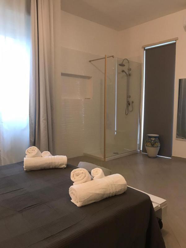 " Domus Coralla" Bnb Racconti Di Viaggio คาตาเนีย ภายนอก รูปภาพ