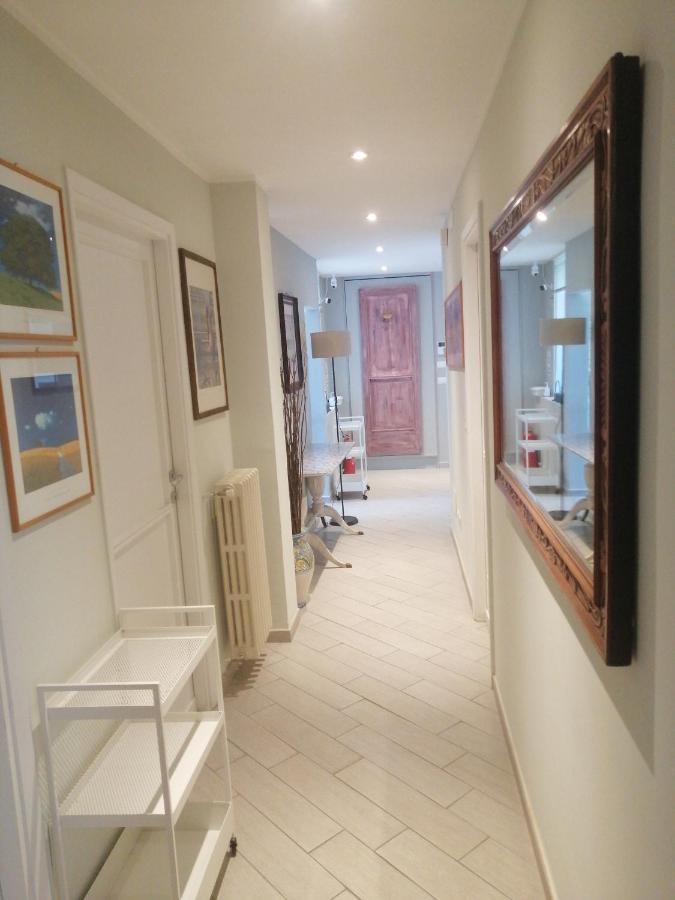 " Domus Coralla" Bnb Racconti Di Viaggio คาตาเนีย ภายนอก รูปภาพ
